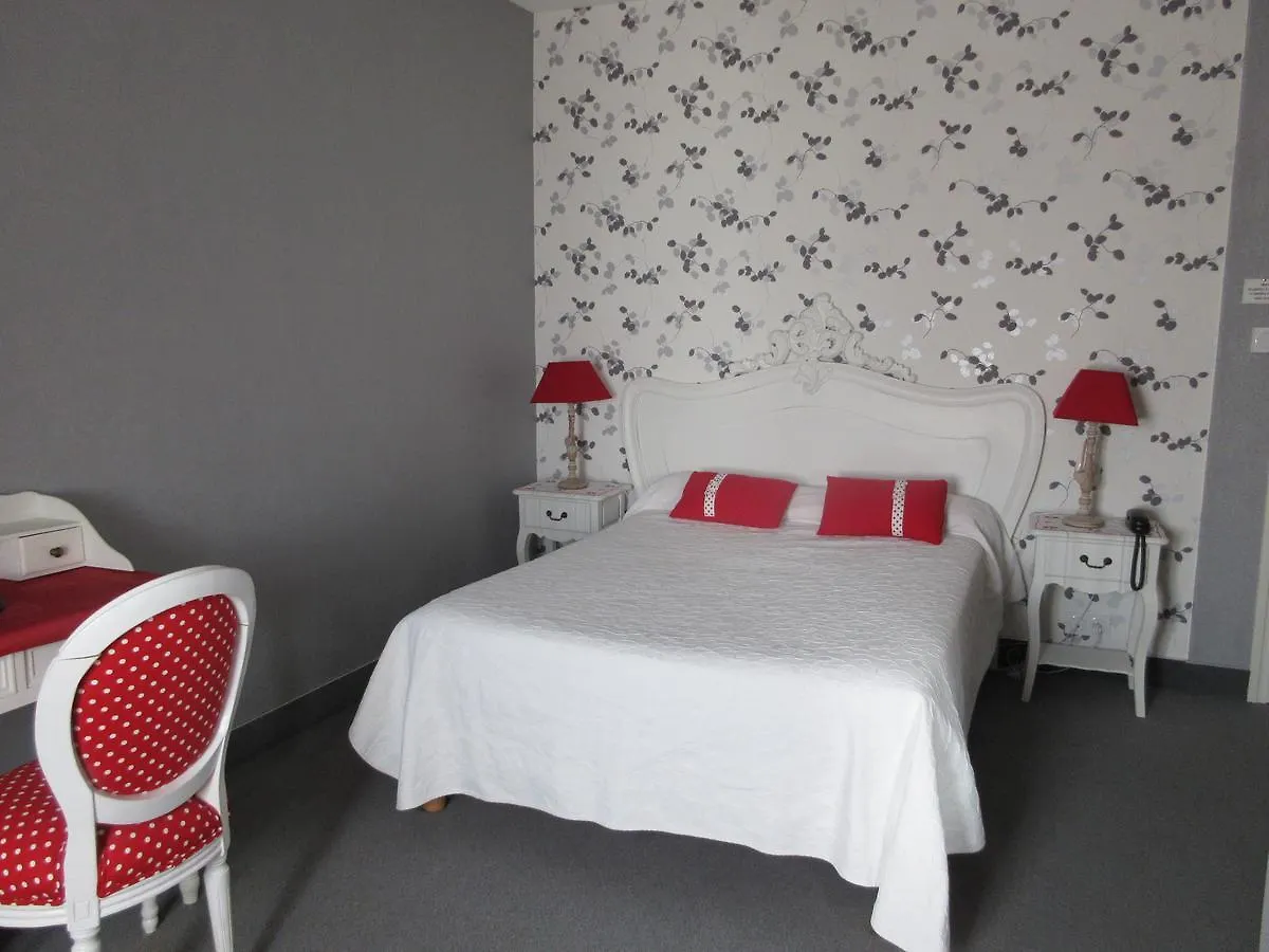 Le Trianon Hotel Etel